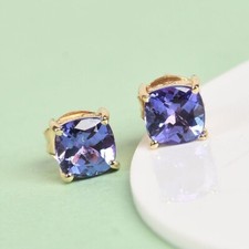 Violet Tanzanite Cushion Stud