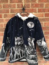 Ameri Mode Thick Wolf Print Hoodie Size S