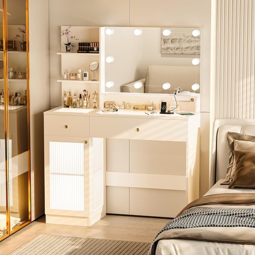 Vanity desk with large - desk,