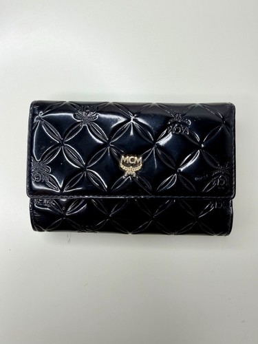 Vintage mcm quilted patent - vintage,