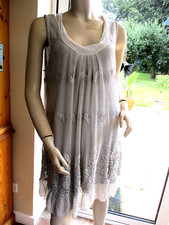 ITALIAN H TREND DRESS  MEDIUM