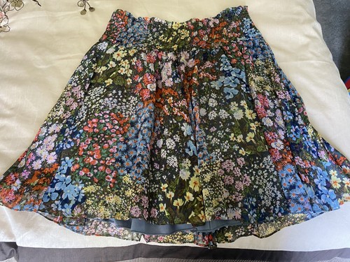 Needle and thread skirt - sz, m