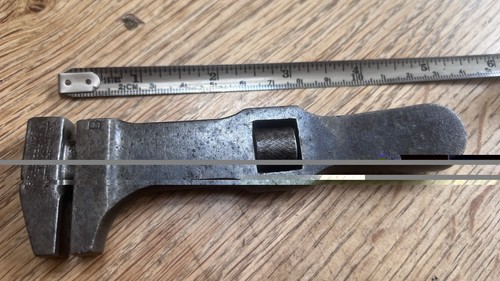 Unusual vintage inch - unusual, 5