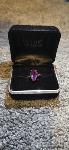 Winter white gold - gold, cut