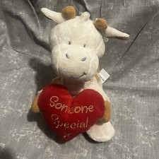 8th Wonder Alfie The Giraffe