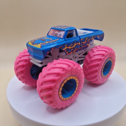 Hot wheels monster truck - wheels, 1:64