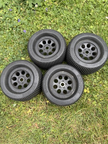 Hpi dirt bonz monster truck - dirt,