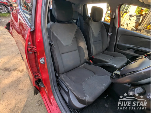 Renault clio front driver - renault,