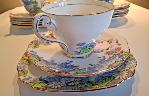 Beautiful vintage royal - beautiful,