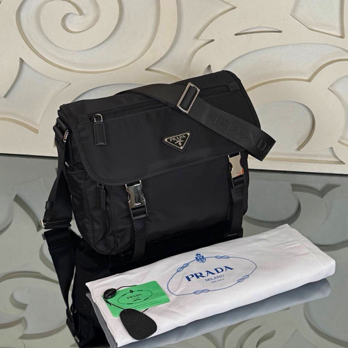 Prada black nylon - black, medium