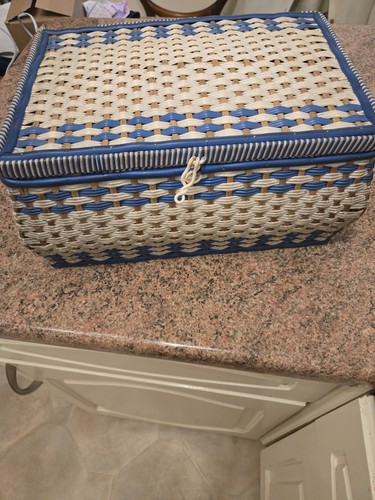 Vintage blue cream - vintage, wicker