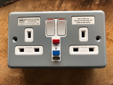 MK Sentry Socket 13A 2 Gang