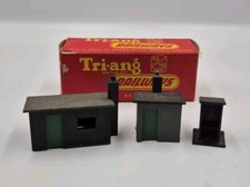 Triang Railways R84 Set Of
