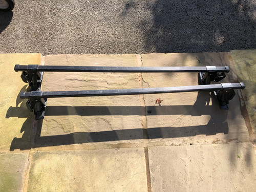 Halfords roof bar system - halfords',