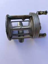 Pflueger Fishing reel vintage