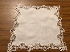 WHITE LACE Border Hanky