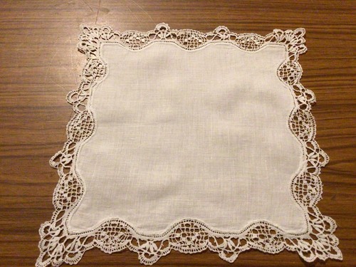 White lace border hanky - white,