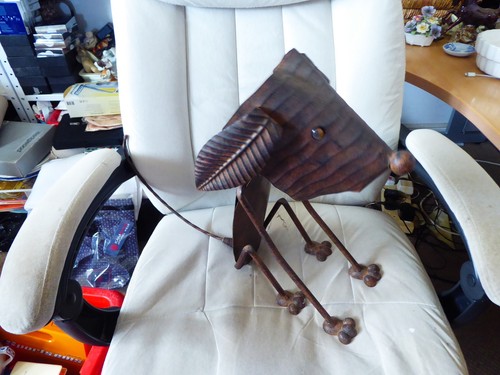 Metal figure dog - figure,