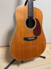 Martin HD-28 / Acoustic Guitar