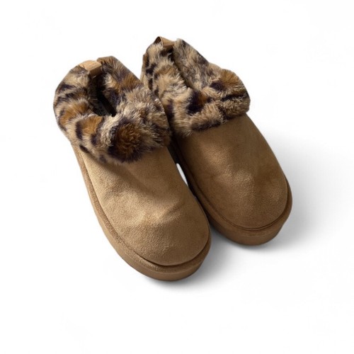 Primark tan faux fur slippers - primark,