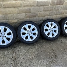 Vauxhall Insignia 17” Alloy Wheels / Tyres 225/50/17 GM 13351762 5x120  W131