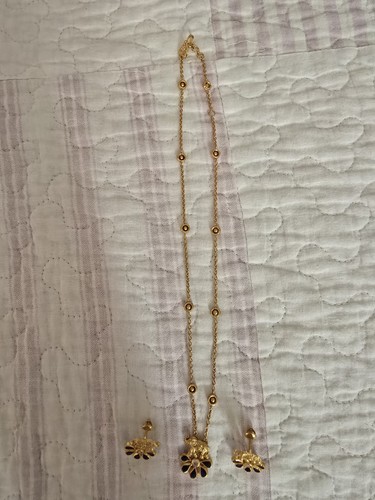 22ct gold set necklace - 22ct,
