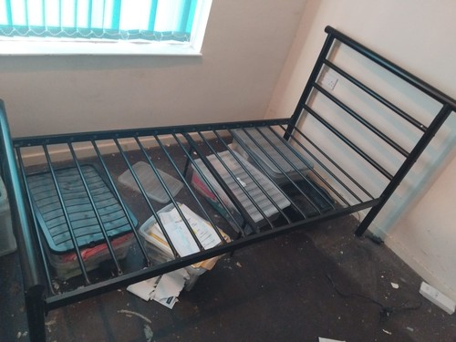 Simple budget metal bed single - budget,