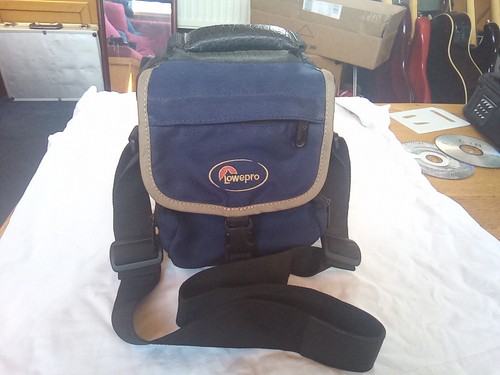 Lowepro nova micro - nova,