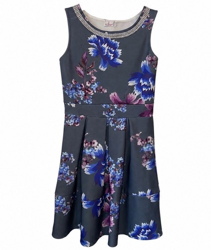 Want that trend grey floral - trend,