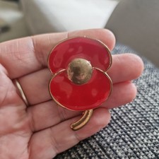 Red Decorative Poppy Badge