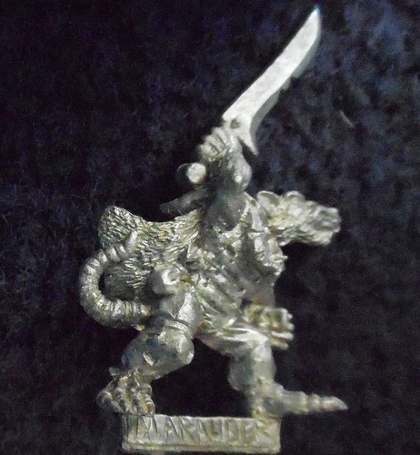 1995 skaven gutter runner - skaven,