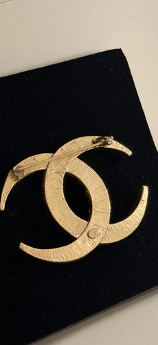 Chanel interlocking logo - chanel,