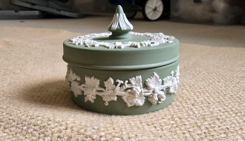 Wedgwood green jasperware - wedgwood,