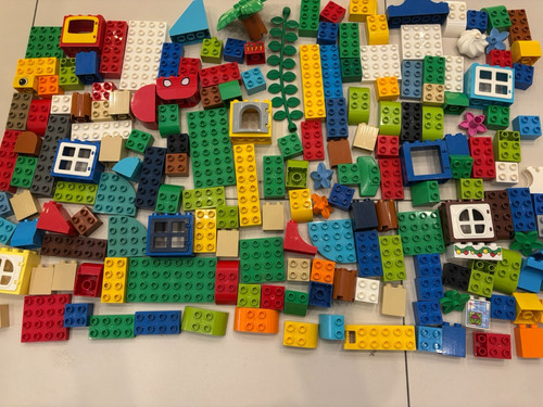Approx 2kg lego duplo bricks - lego,