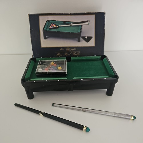 Mini pool table balls set - mini, and