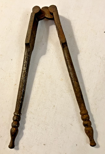 Early 19th metal nut - ,