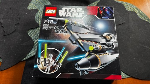 Lego star wars 7656 - star,
