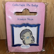 Me To You My Blue Nose Friends Collectors Metal Pin Badge - Konker the Hedgehog