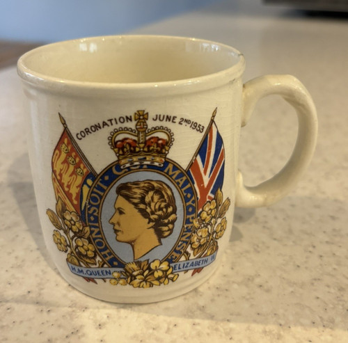 Official vintage queen - official,