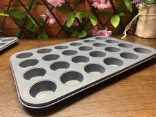 a Wilton Recipe Right 24-cup
