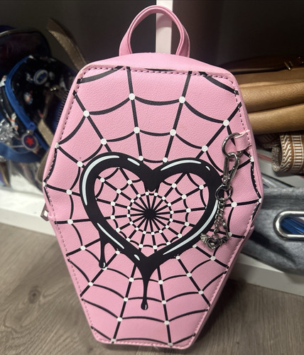 Monster high draculaura - draculaura, pink