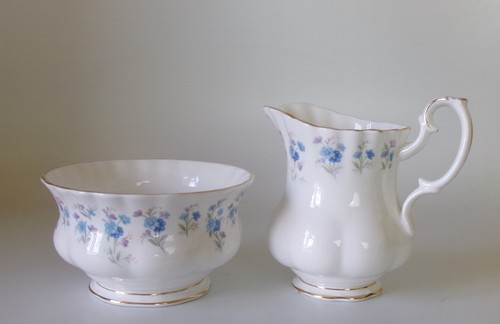 Royal albert memory lane - royal,