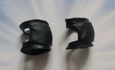 KNEE PADS ACCESSORY WWE WRESTLING FIGURE MATTEL or JAKKS