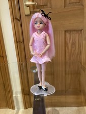 Kk Sindy doll wearing