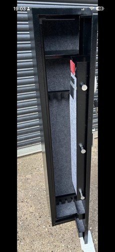 Gun cabinet secure storage - secure,