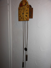 Sign Clock 2 Weights Striking
