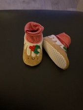 BNWOT Age 9/12 Month’s Christmas Slippers