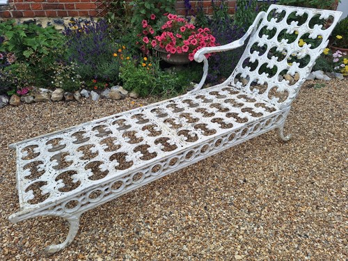 Quality reclaimed ornate - reclaimed, cast