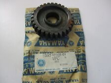 YAMAHA RD200 ENGINE 2ND GEAR WHEEL 397-17221-01 NOS