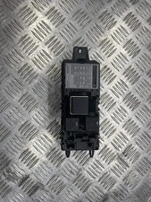 VOLVO V40 Estate VW Fuse Box